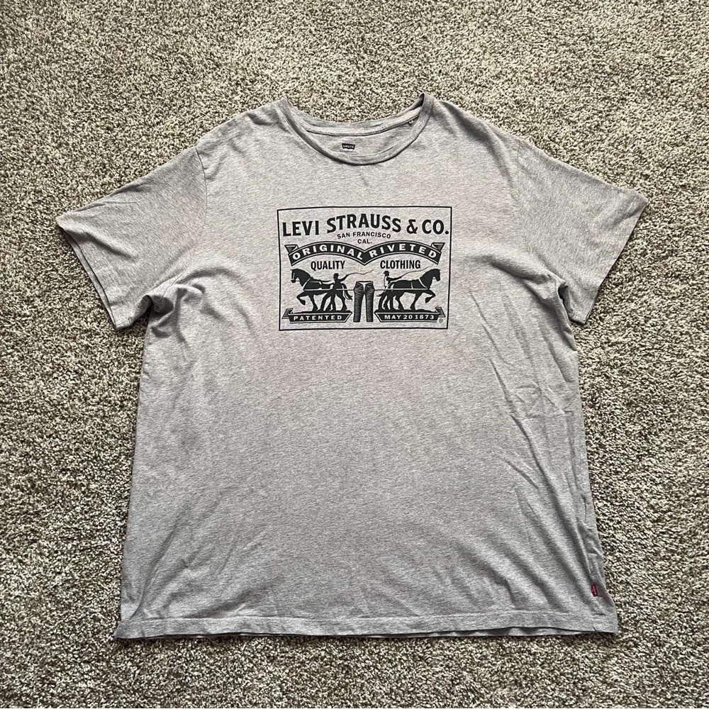 Levi's Men's Classic Two Horse Graphic Short Sleeve T-Shirt Gray XXL